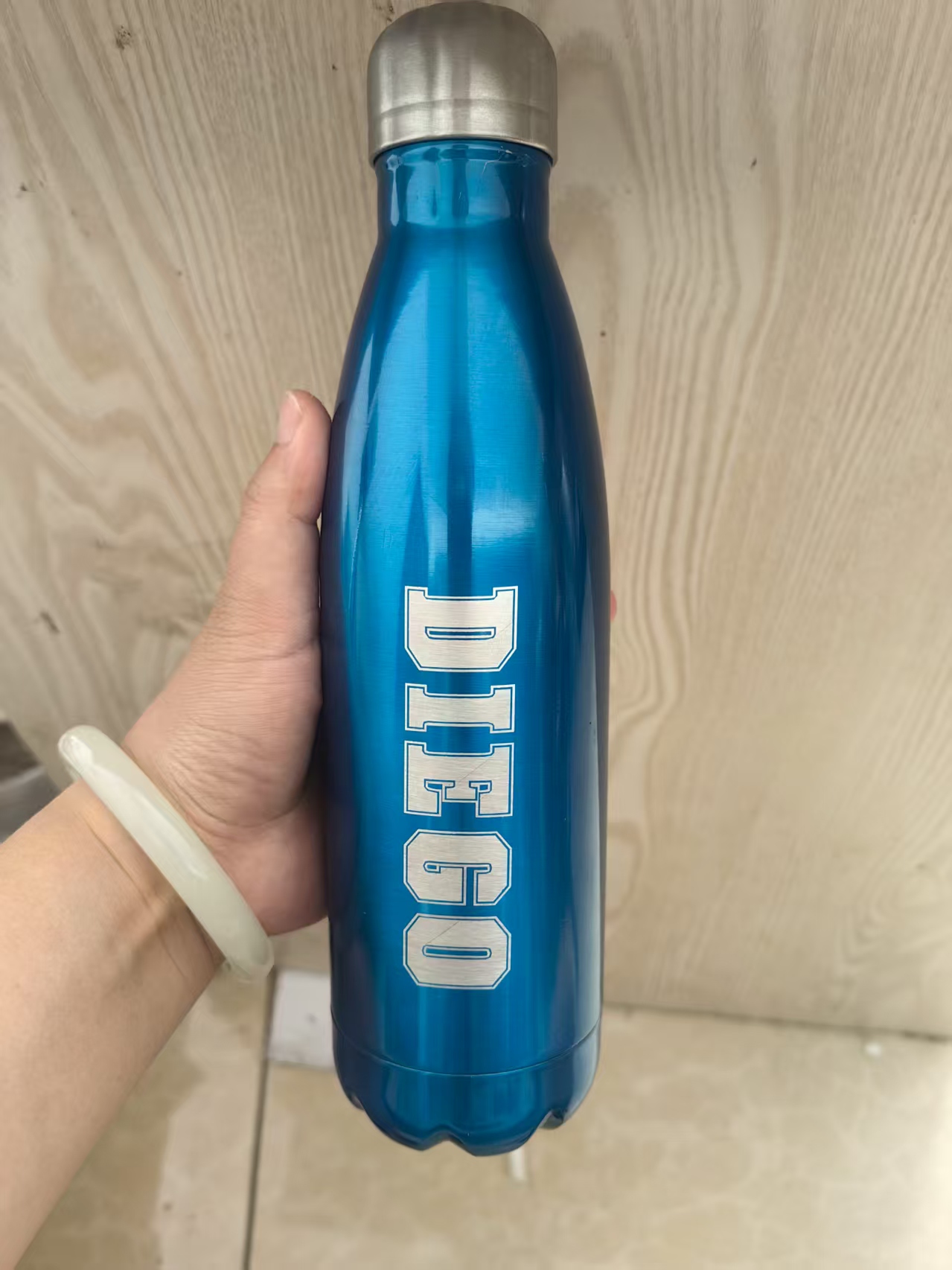 Wine In Beer Name - Personalizowany Tekst/Logo Nadruk Imię Utrzymuje Zimno